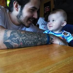 Meet your Posher, Dustin